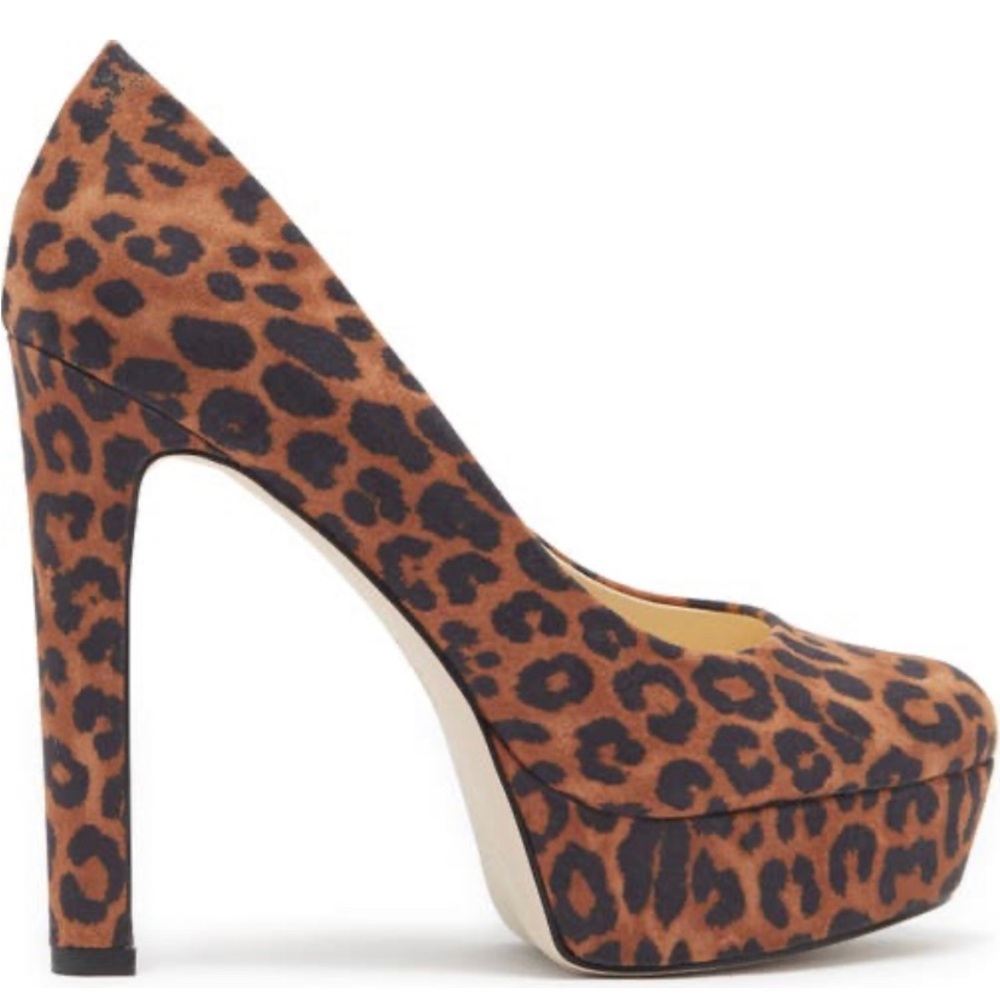 NWT Jessica Simpson Safari Platform Pumps